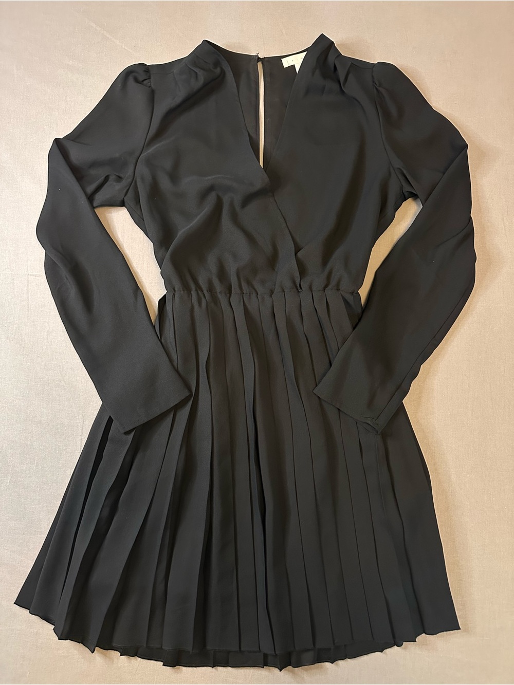 Leith Black Long-Sleeve Pleated Waist Dress
